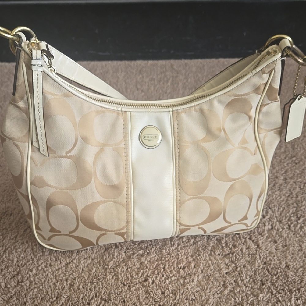 Coach Cream & Beige Signature Shoulder Bag